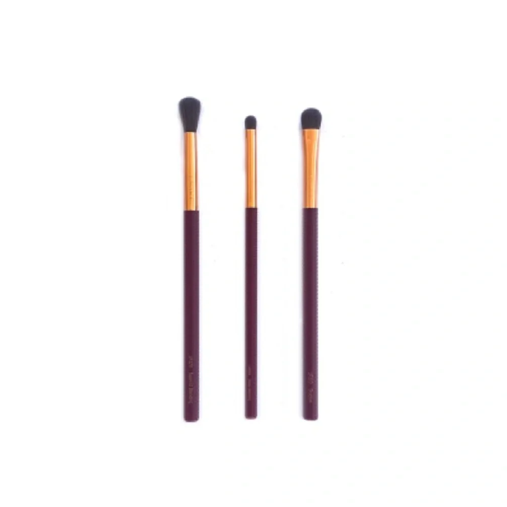 New LA RUCE 3 Piece Eyeshadow brush set
